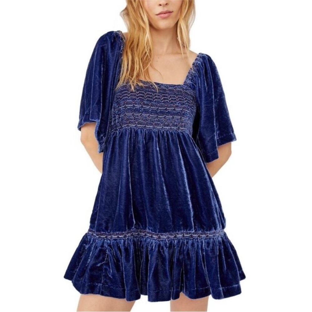 Free people blue easy to love flutter sleeve velvet mini dress NWT